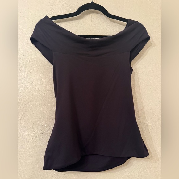 Aritzia Original Contour Twist Off-shoulder Top - Picture 6 of 6
